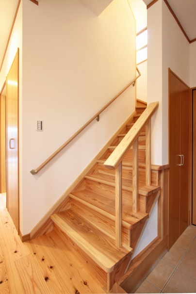 オーダーメイド無垢階段材をまとめてご提供します 社寺建築材 無垢階段 枡なら東濃ひのきの株式会社トーホー オーダーメイド無垢階段材をまとめてご提供します 社寺建築材 無垢階段 枡なら東濃ひのきの株式会社トーホー
