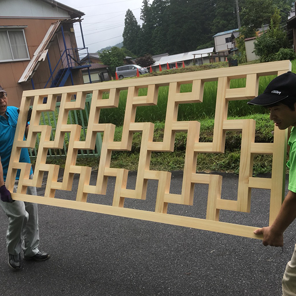 欄間製作の様子2